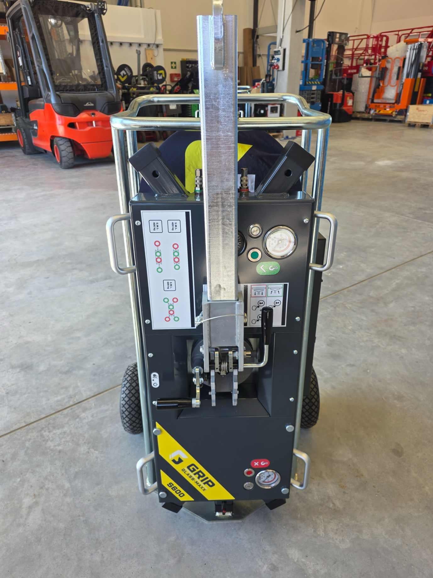 Glass-Maxx S600 inkl. Remote Control und Transportwagen
