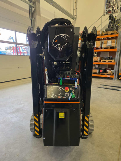 M250