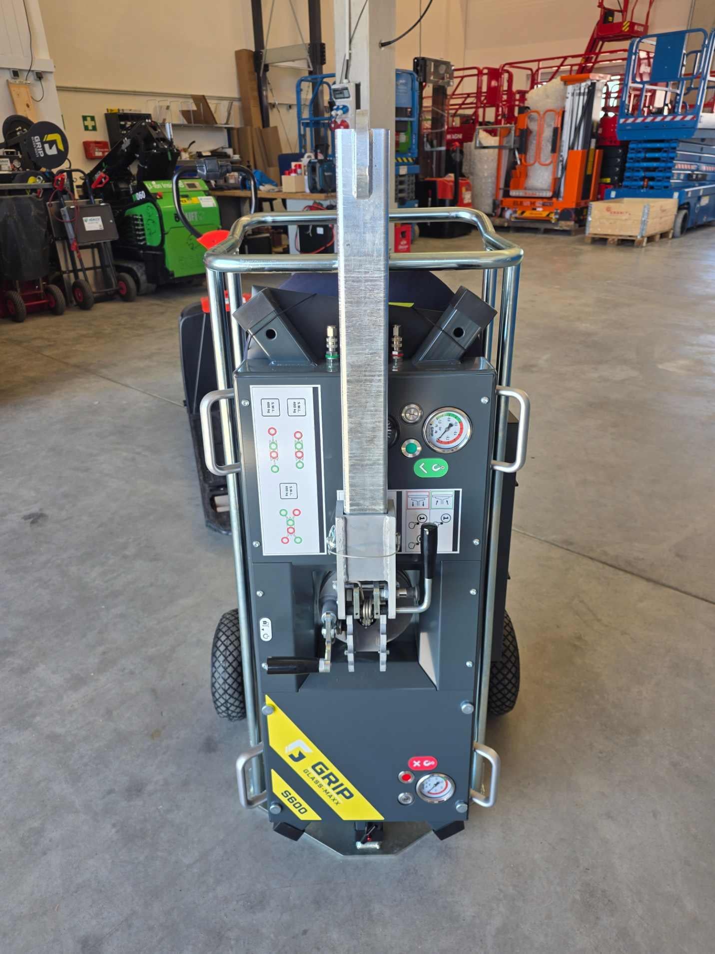 Glass-Maxx S600 inkl. Remote Control und Transportwagen