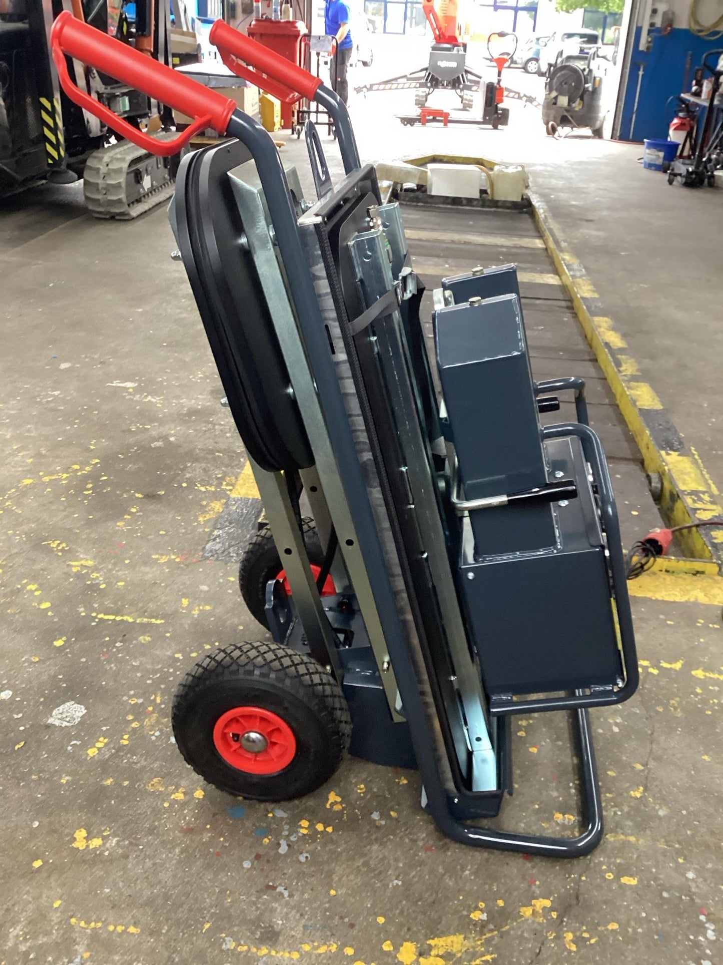 Glass-Maxx CX5-L inkl. Remote Control und Transportwagen